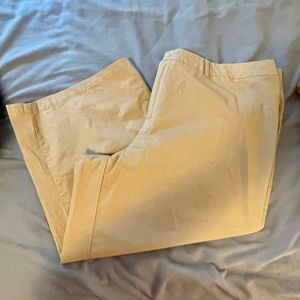 SALE 2/25, 3/30, 4/35!! EUC Jessica London Wide Leg, Khaki, capris size 24W.